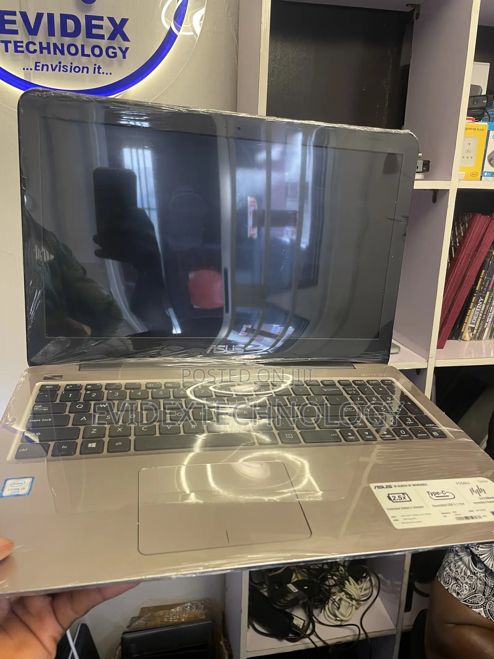 Laptop Asus X555LA 8GB Intel Core i5 SSD 256GB