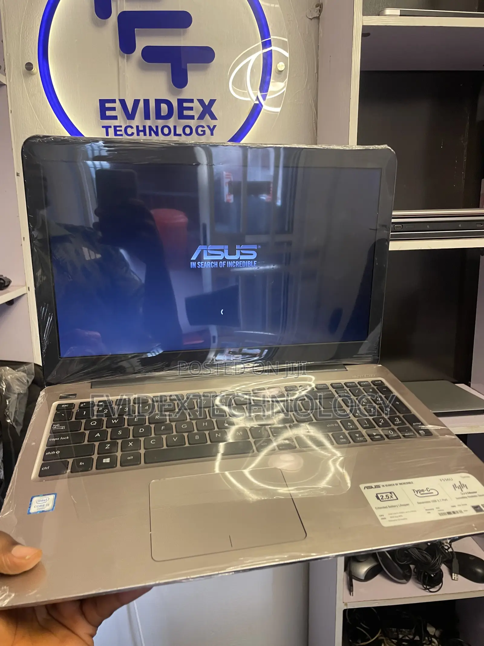 Laptop Asus X555LA 8GB Intel Core i5 SSD 256GB