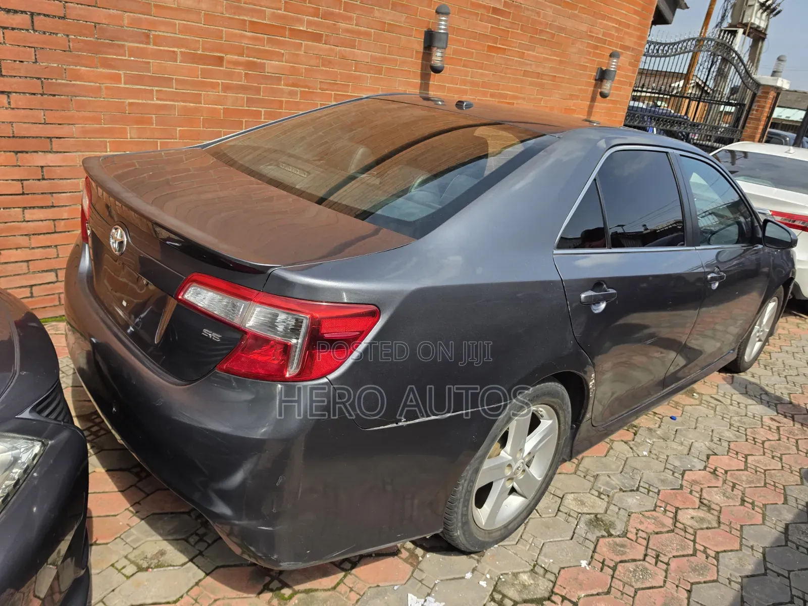 Toyota Camry 2012 Gray