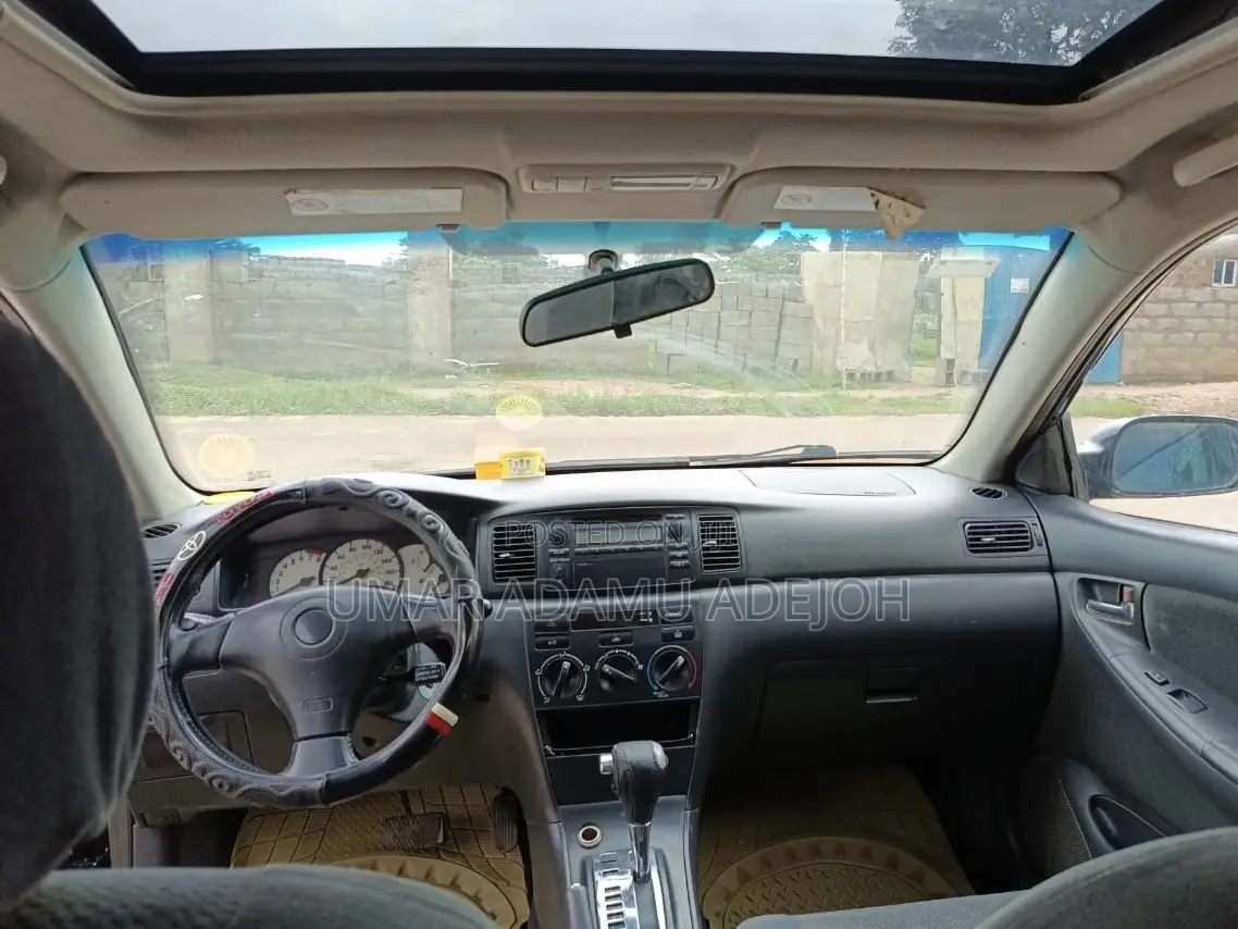 Toyota Corolla 2004 Black