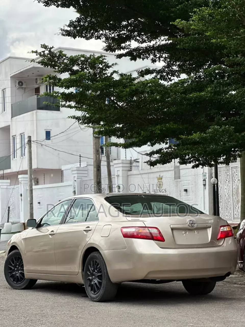 Toyota Camry 2008 Gold