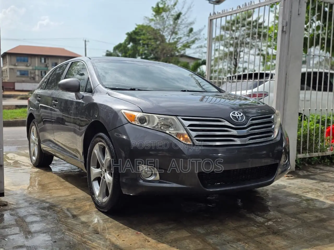 Toyota Venza V6 AWD 2010 Gray
