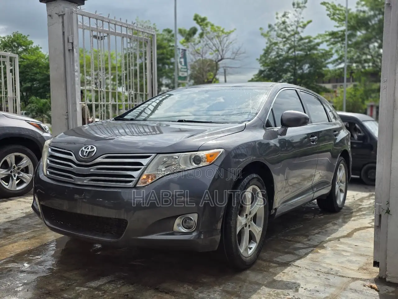 Toyota Venza V6 AWD 2010 Gray
