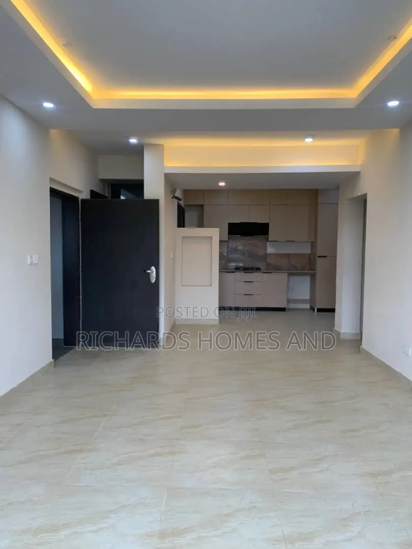 3bdrm Apartment in Lekki Phase 1 for rent