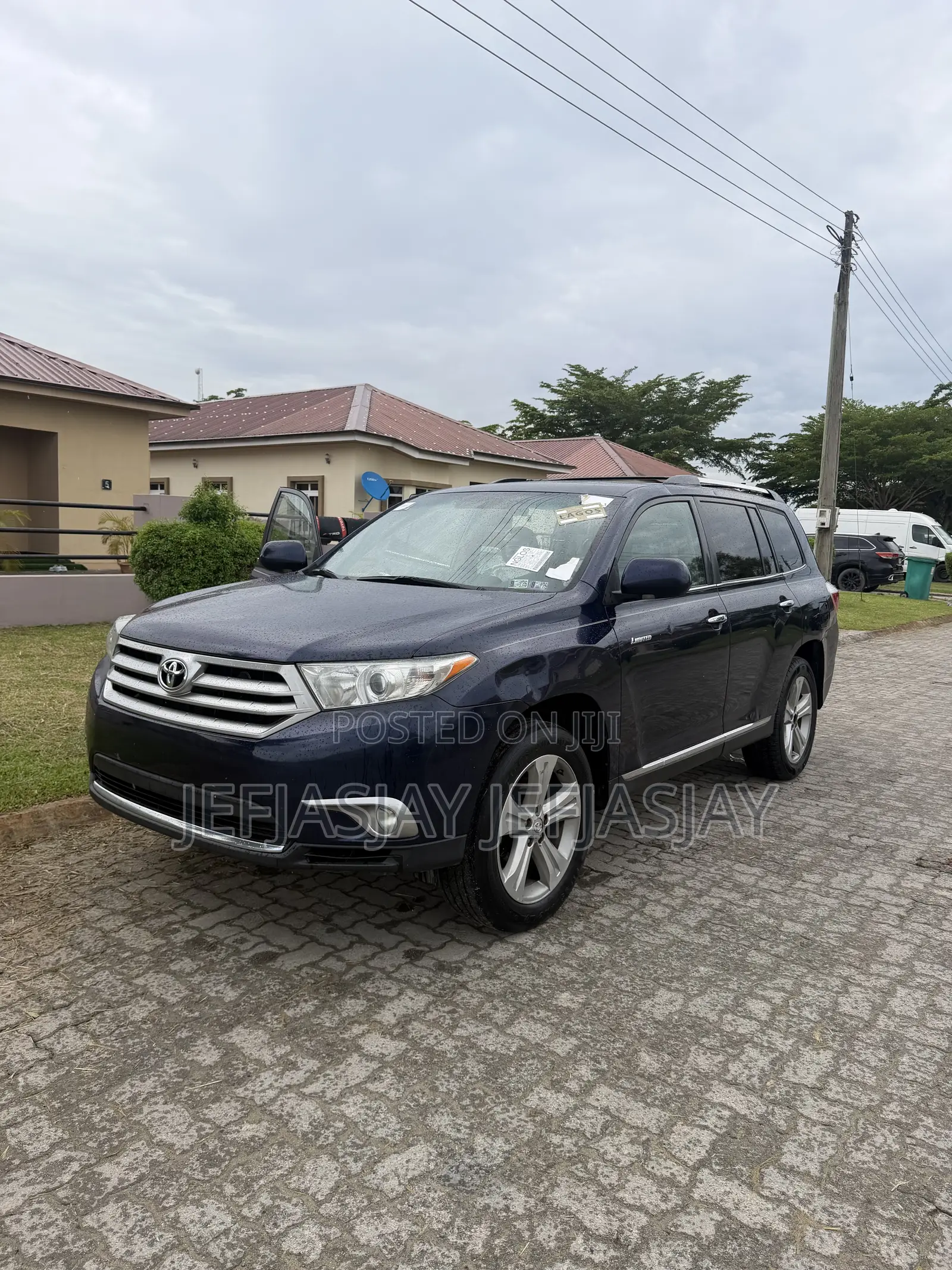 Toyota Highlander Limited 2012 Blue