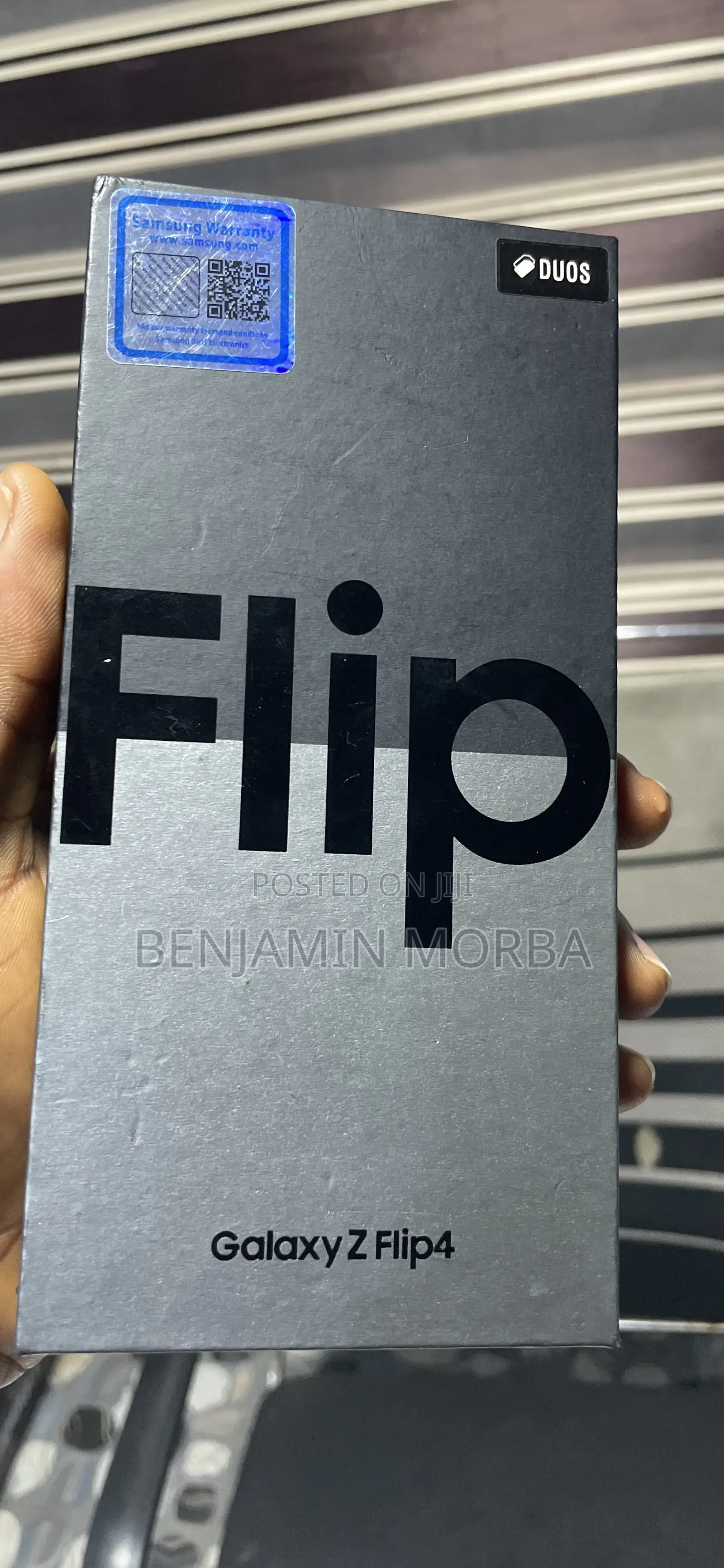 New Samsung Galaxy Z Flip4 128 GB Black