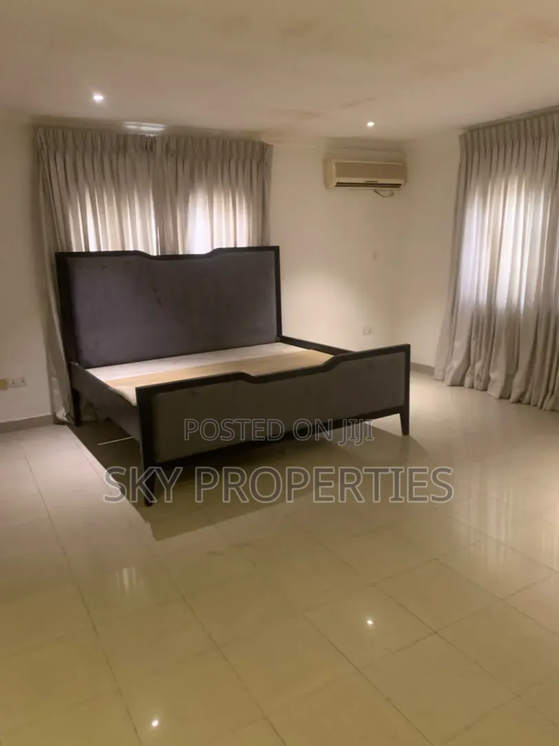 5bdrm Duplex in Parkview, Old Ikoyi for rent