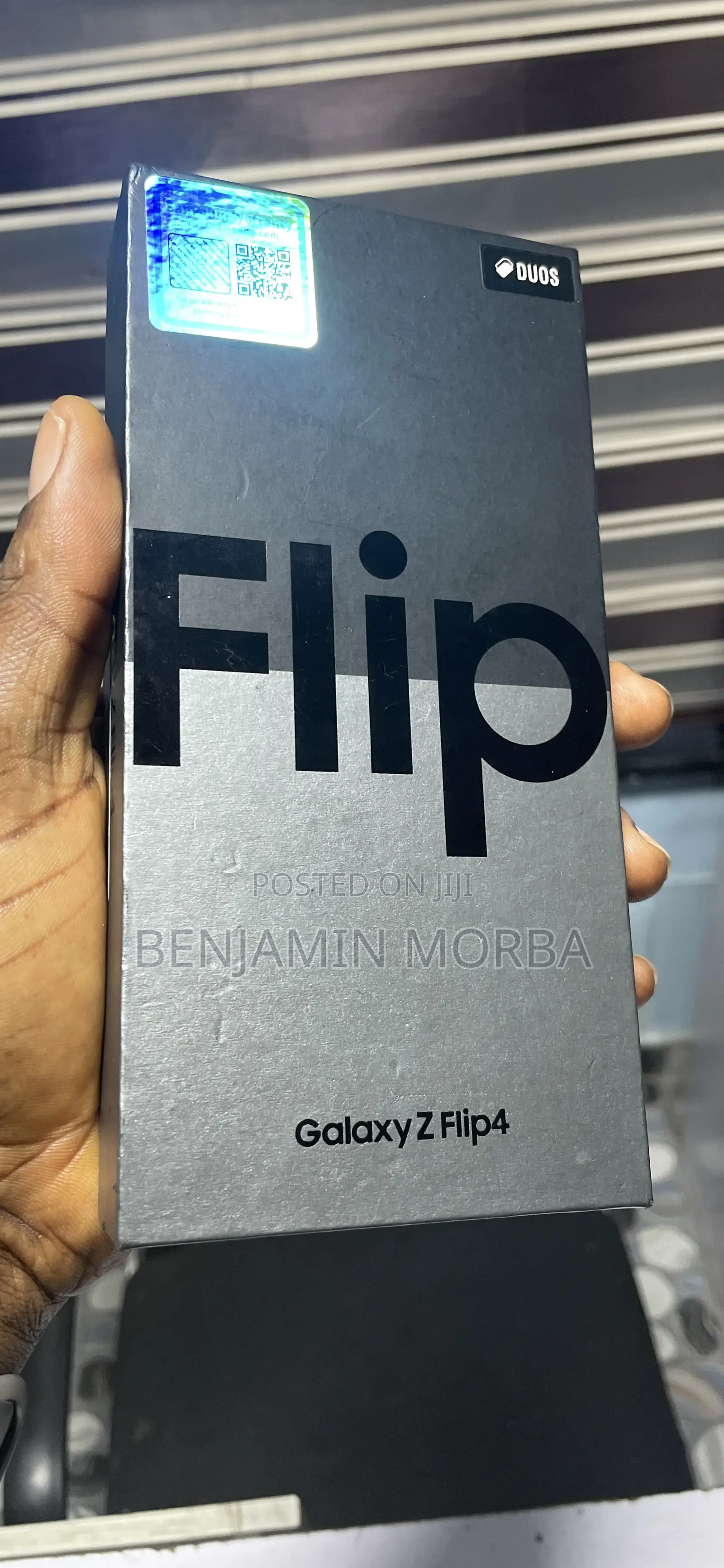 New Samsung Galaxy Z Flip4 128 GB Black