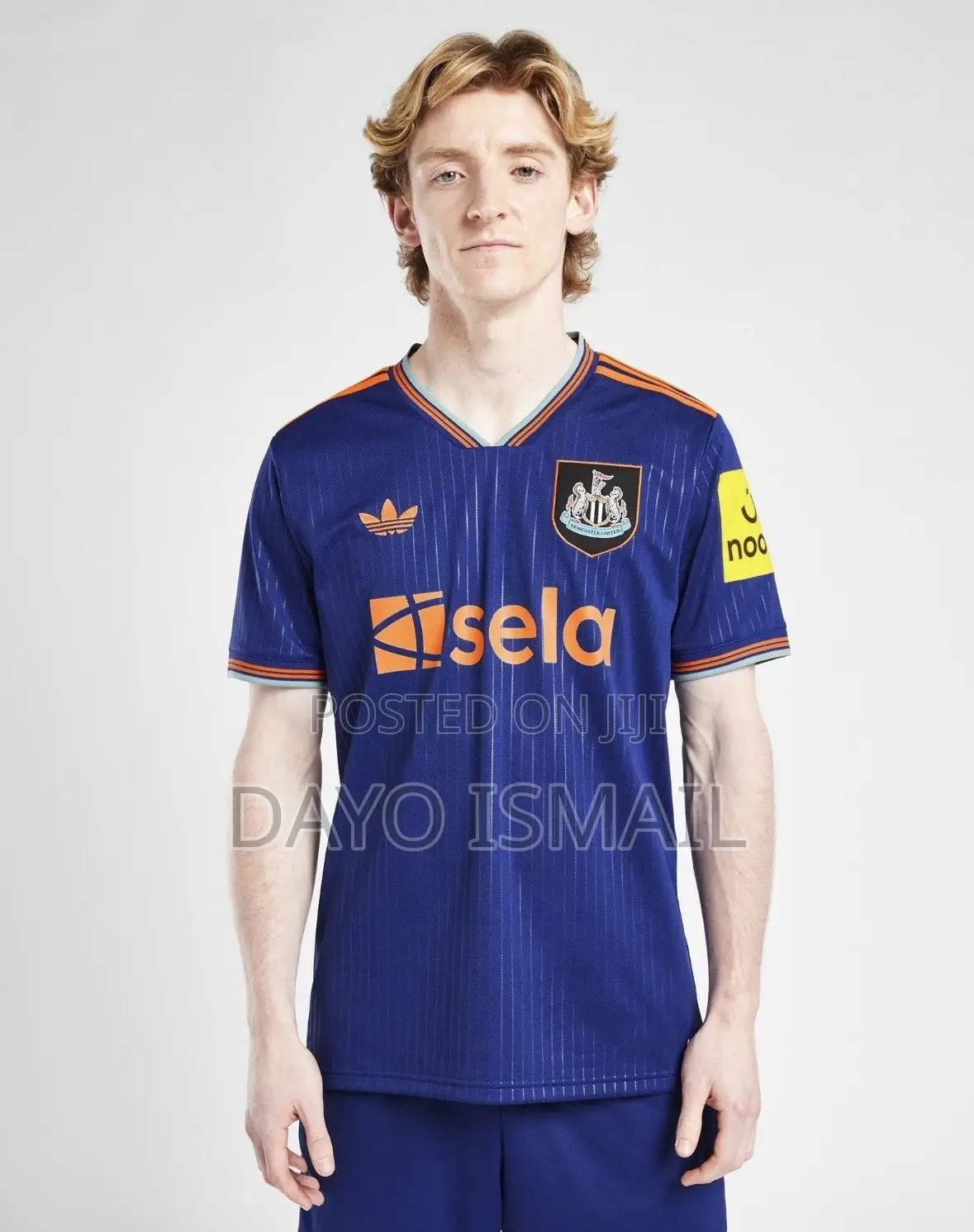 Newcastle United v-Neck Football Jersey
