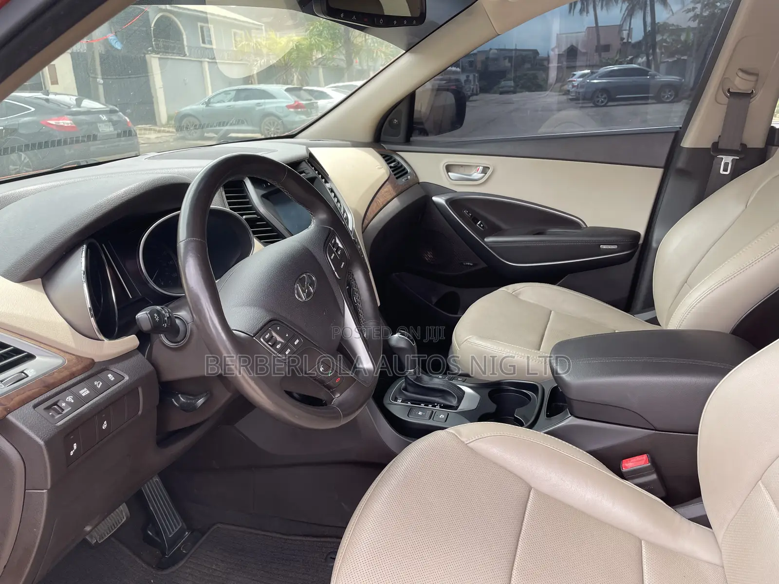 Hyundai Santa Fe SE AWD 2018 Orange