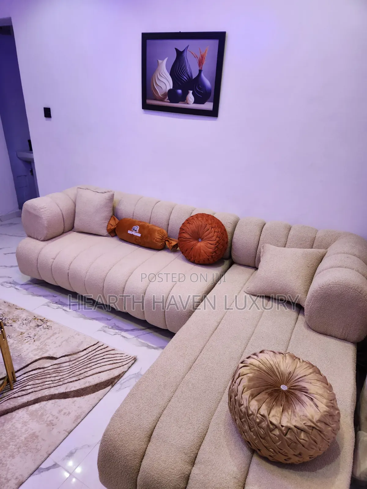 One-Bedroom Luxury Apartment – Hearth Haven Luxury Apartment