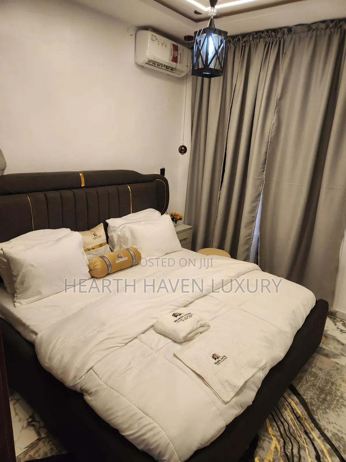 One-Bedroom Luxury Apartment – Hearth Haven Luxury Apartment