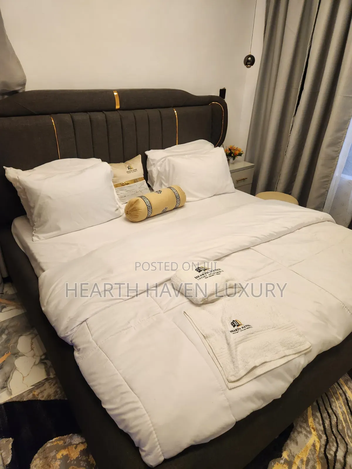 One-Bedroom Luxury Apartment – Hearth Haven Luxury Apartment