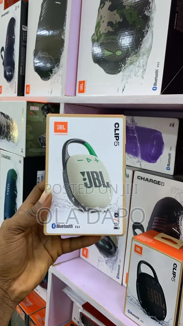 JBL Clip 5