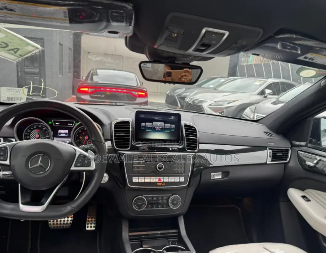 Mercedes-Benz GLE-Class 2016 Gray