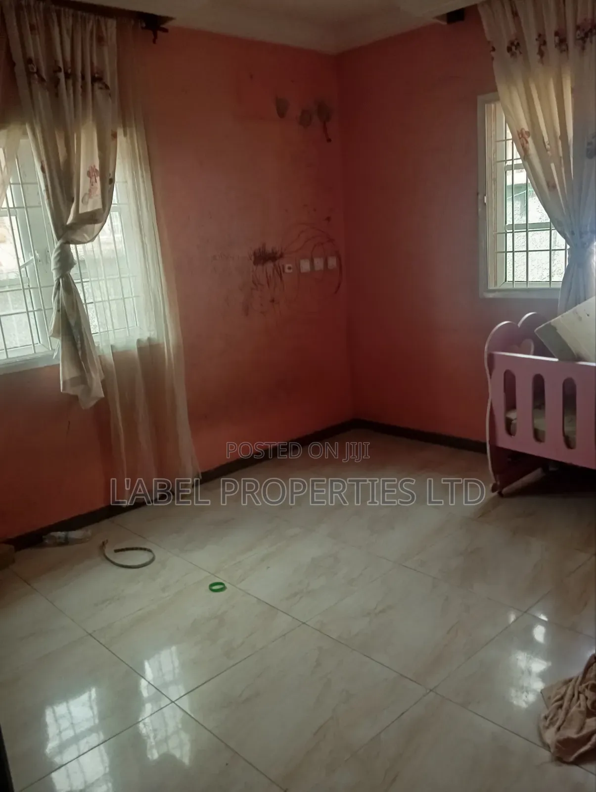 3bdrm Bungalow in Aldenco Estate for sale