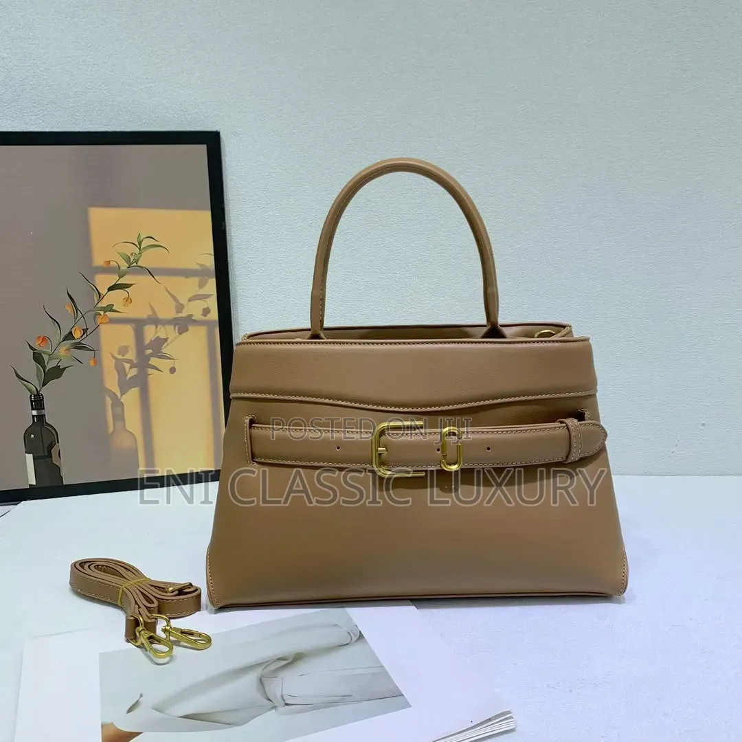 Top Notch Luxury Women's Handbags Coach Well Banded Package