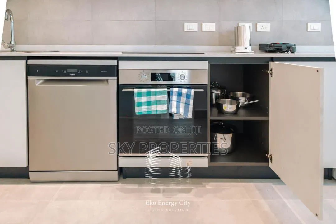 Furnished 3bdrm Apartment in Eko, Lekki Phase 1 for rent