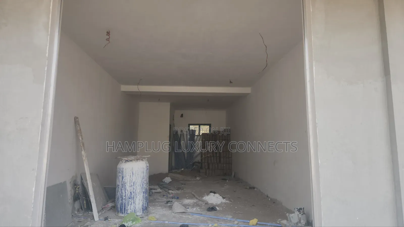 Shop/Office Space for Sale