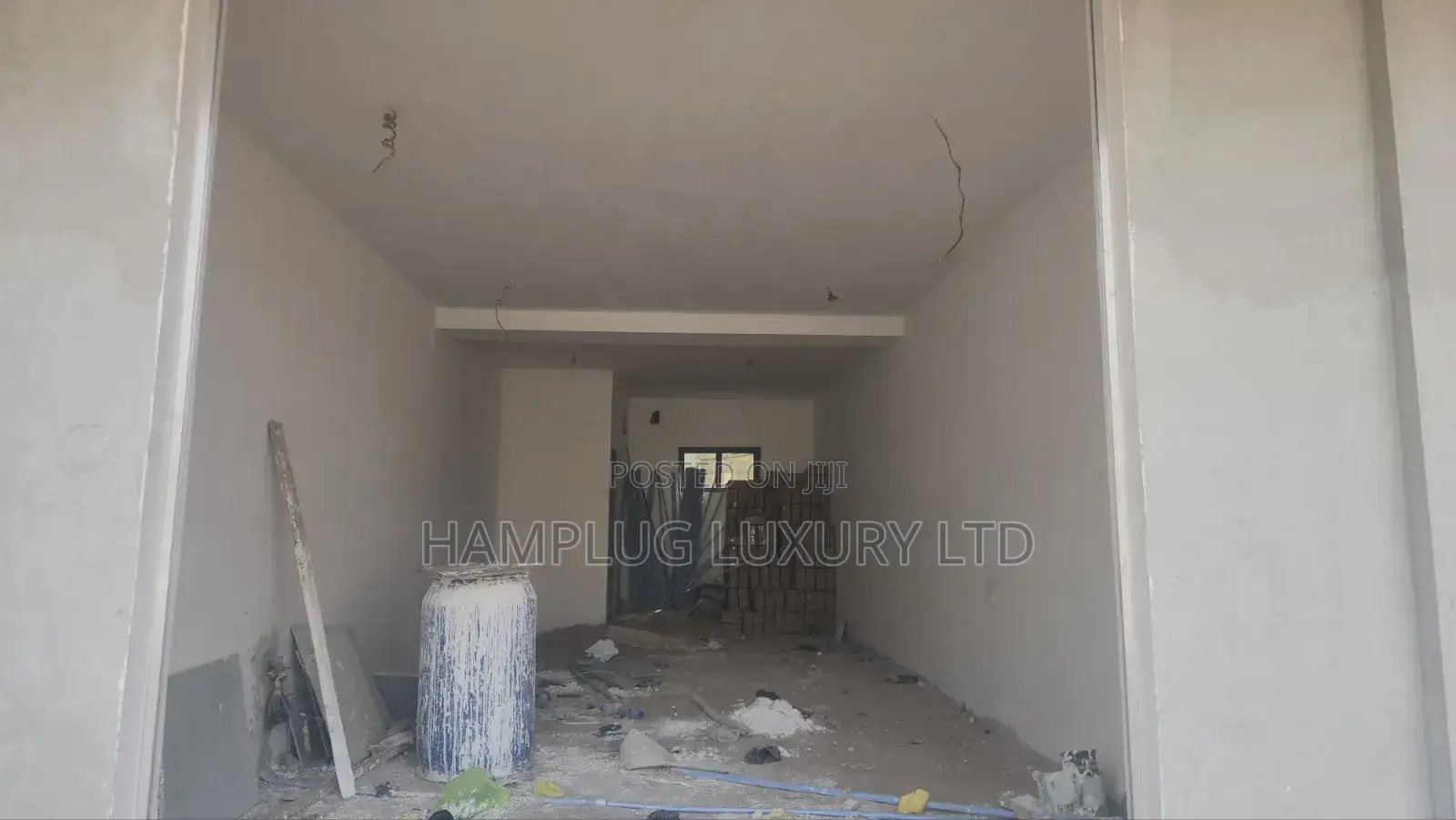 Shop/Office Space for Sale