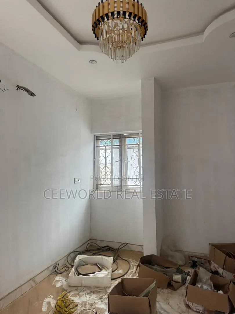 4bdrm Duplex in Olusoji Oluyole, Akala Express for rent