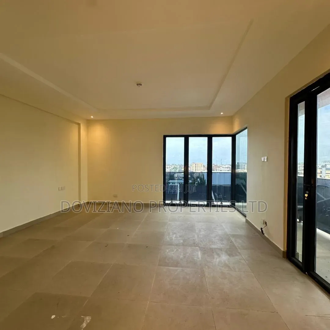 3bdrm Apartment in Lekki Phase 1 for sale