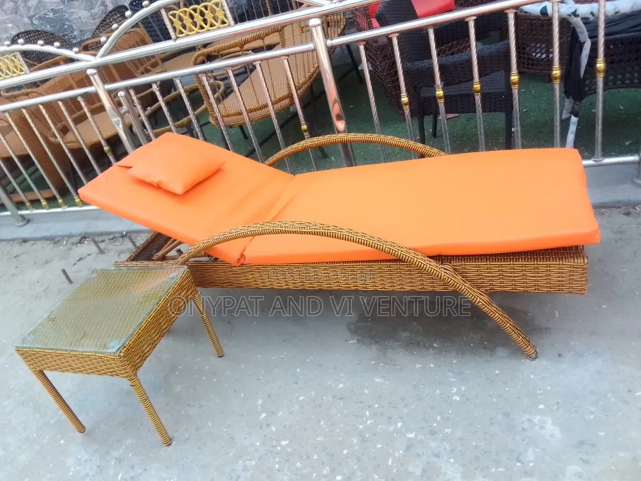 Quality Swimming Pool Bed