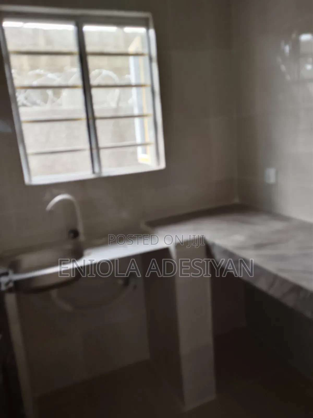 Furnished 1bdrm Block of Flats in Teachers Cutter, Igbogbo for rent