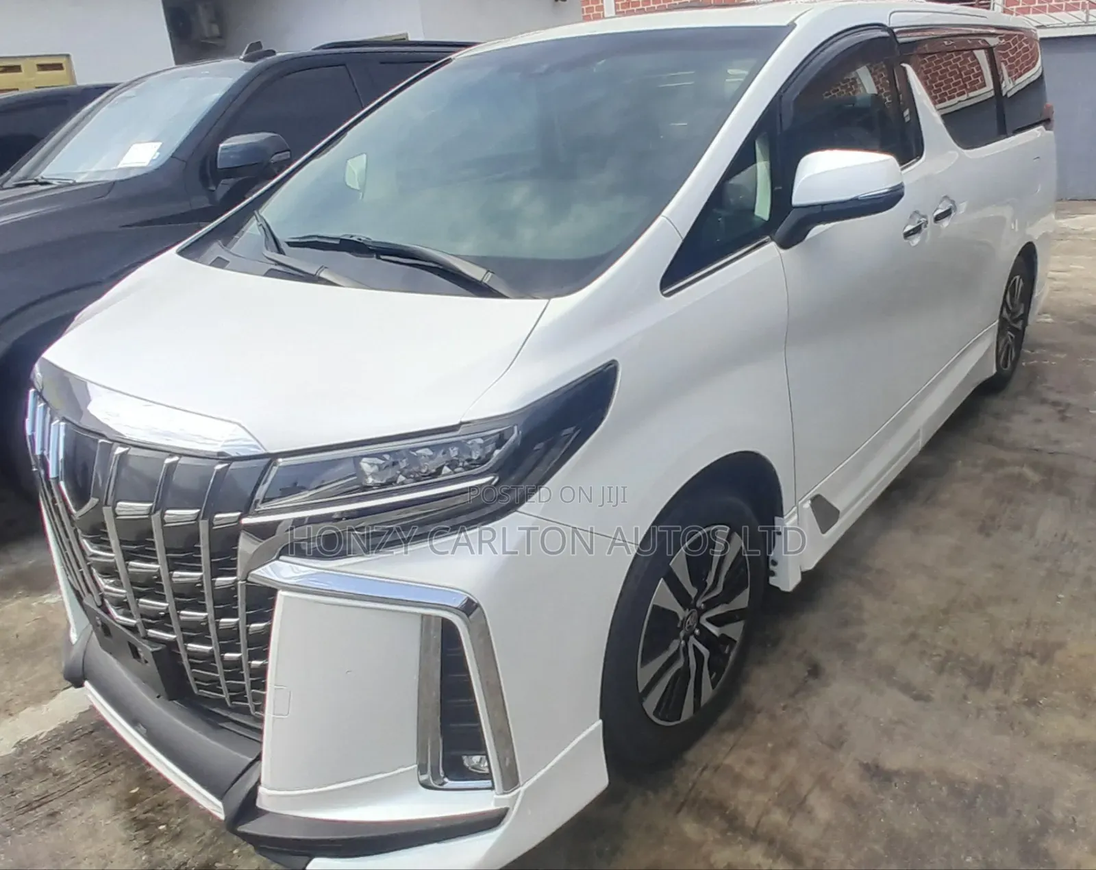 Toyota Alphard 2.4 Petrol AWD 2023 White