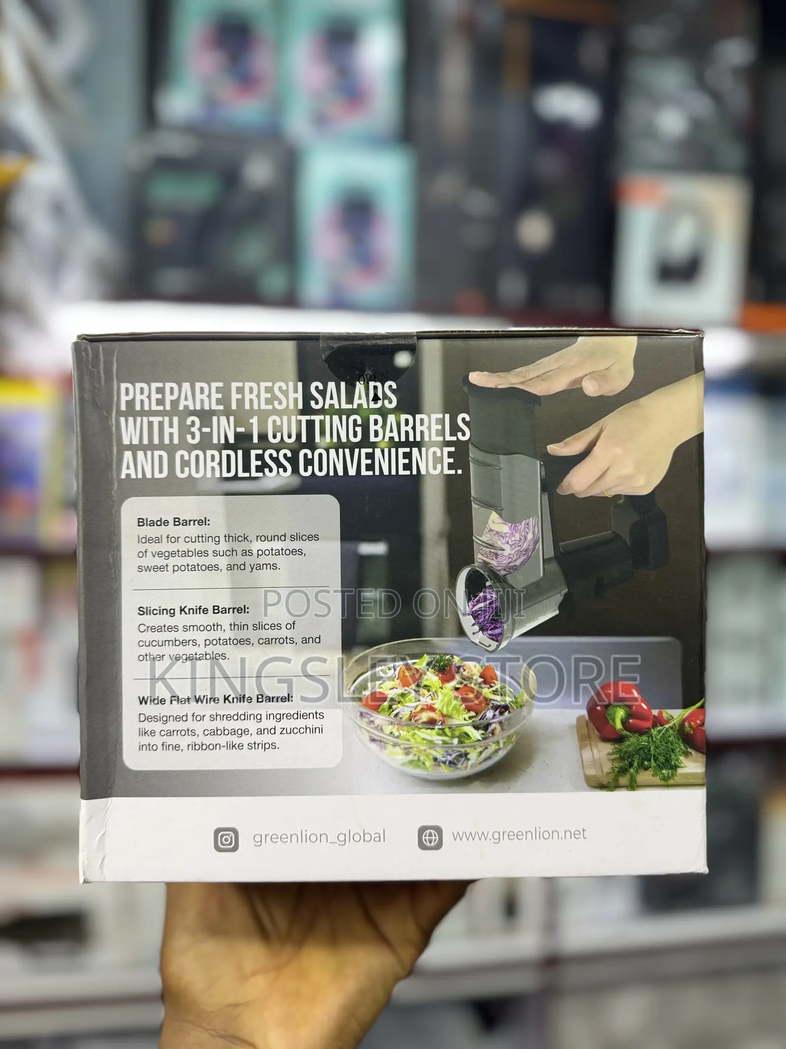 Green Lion Salad Maker - Slicing, Chopping, Shredding - Black
