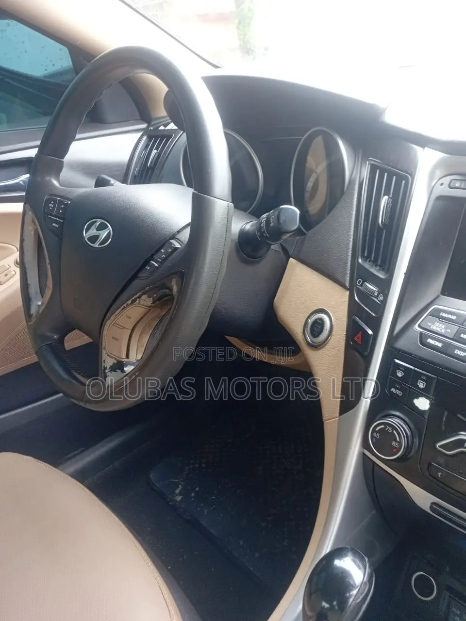 Hyundai Sonata Limited 2.0T Sedan (2.0L 4cyl 6A) 2012 Black