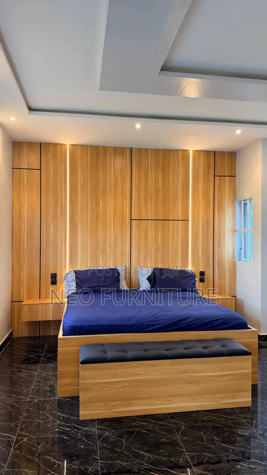 Bedframe With Ottoman