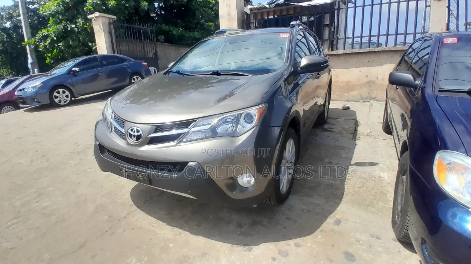 Toyota RAV4 Limited 4dr SUV AWD (2.5L 4cyl 6A) 2014 Brown
