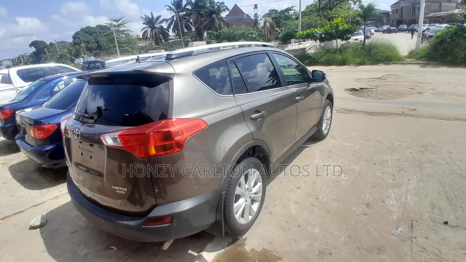 Toyota RAV4 Limited 4dr SUV AWD (2.5L 4cyl 6A) 2014 Brown
