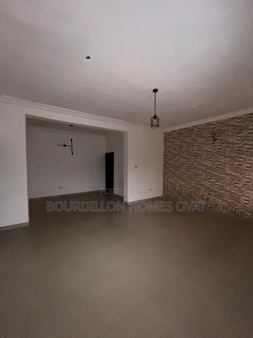 3bdrm Apartment in Chevron Lekki Lagos for rent