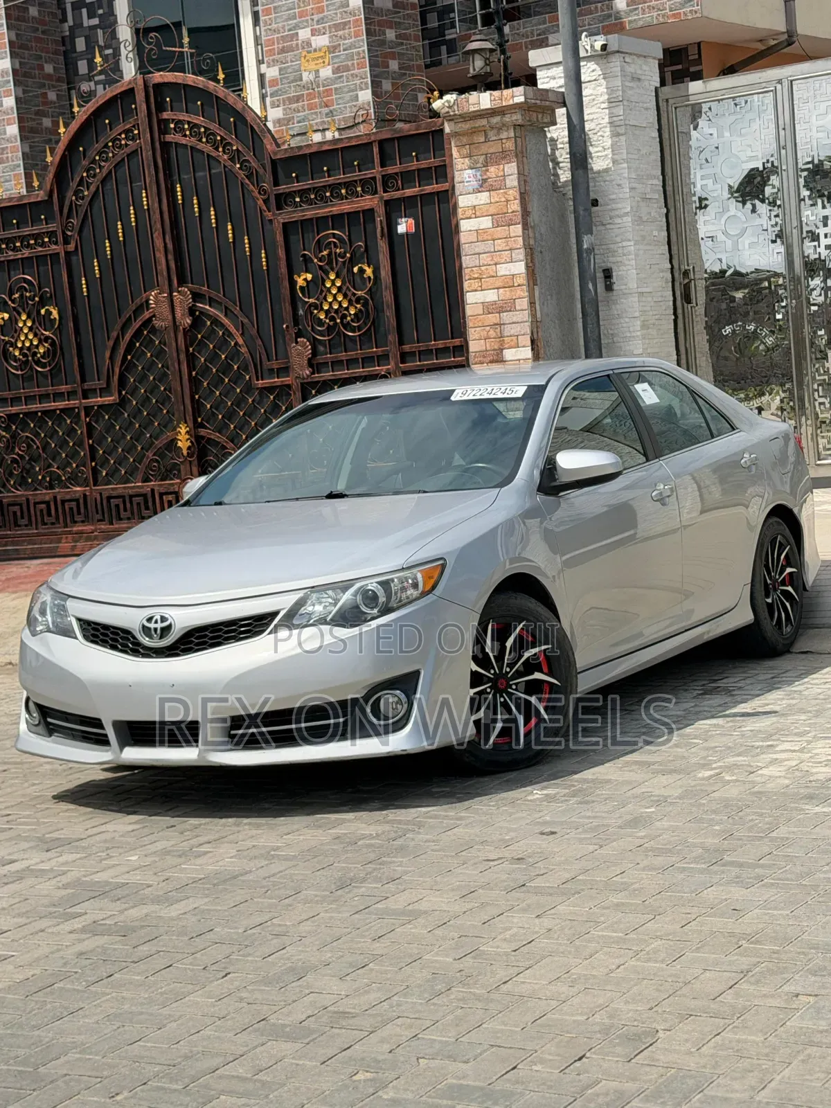 Toyota Camry 2013 Silver