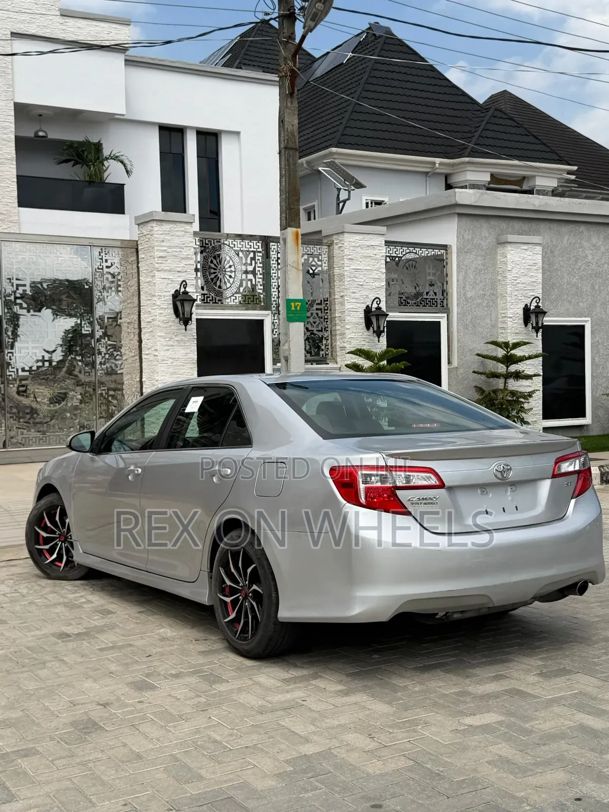 Toyota Camry 2013 Silver