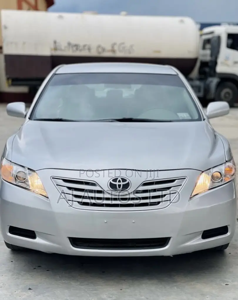 Toyota Camry 2008 Silver