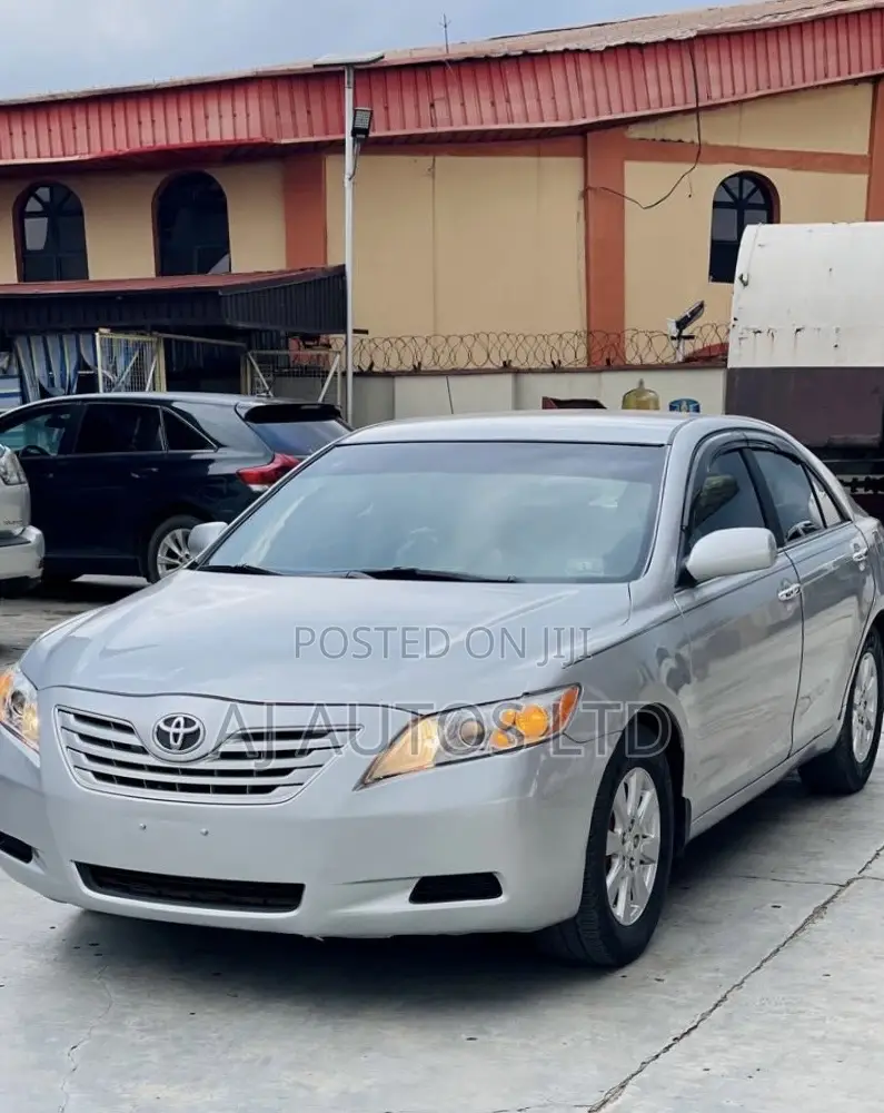 Toyota Camry 2008 Silver