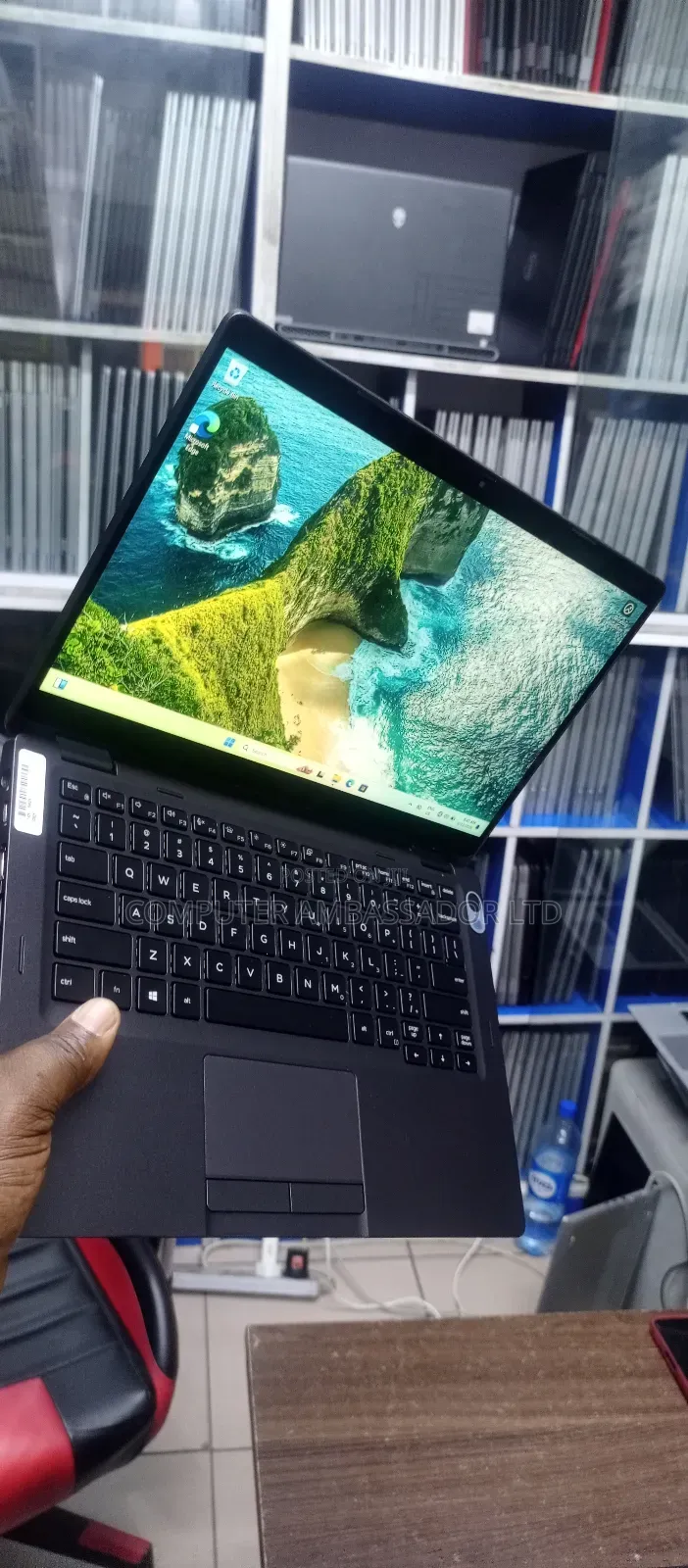 Laptop Dell Latitude 5300 16GB Intel Core i7 SSD 512GB