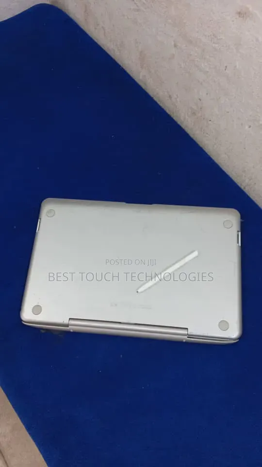 Laptop Asus Transformer Book T200TA 2GB Intel Atom HDD+SSD 32GB