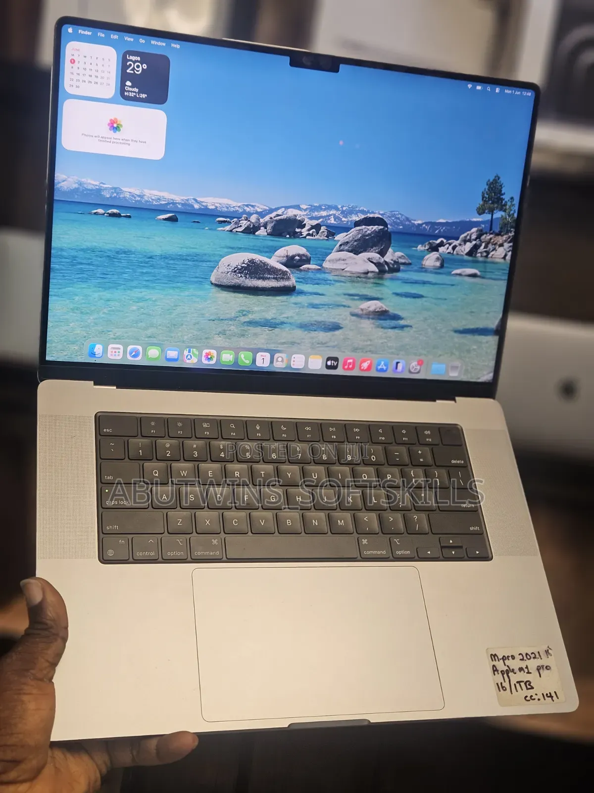 Laptop Apple MacBook Pro 2021 M1 Max 16GB Apple M1 Pro SSD 1T