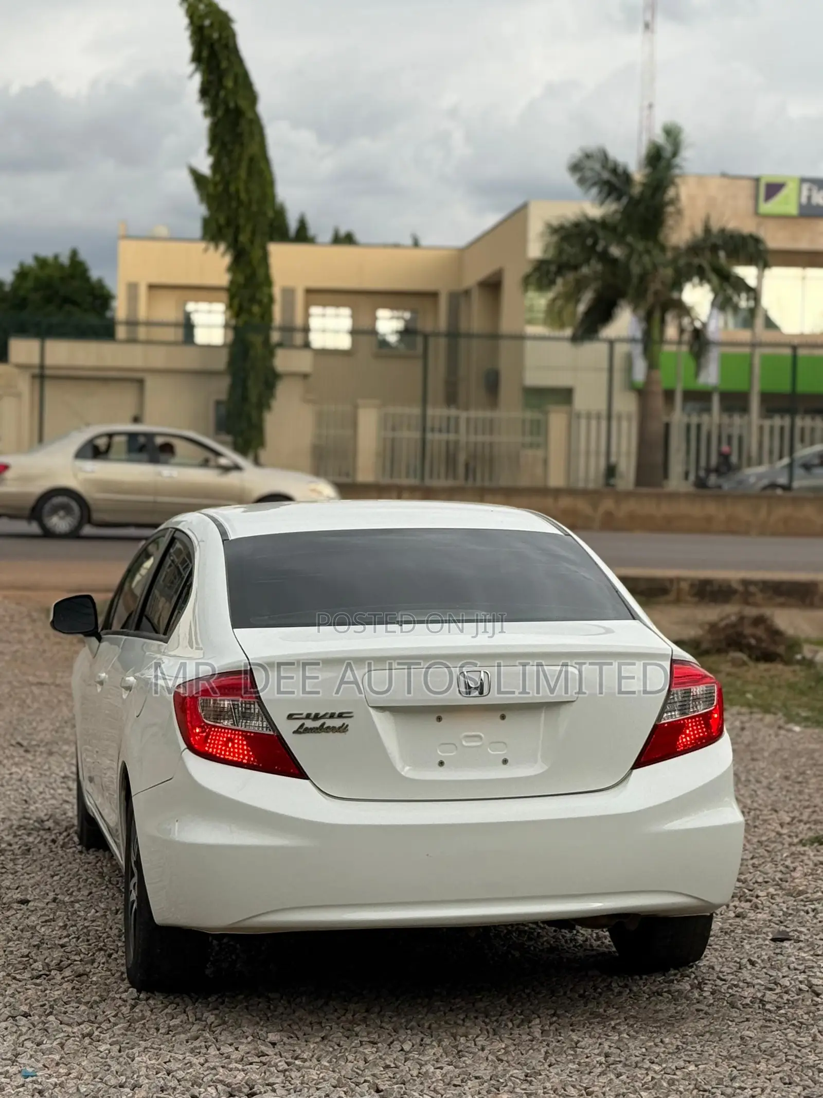 Honda Civic 2012 White