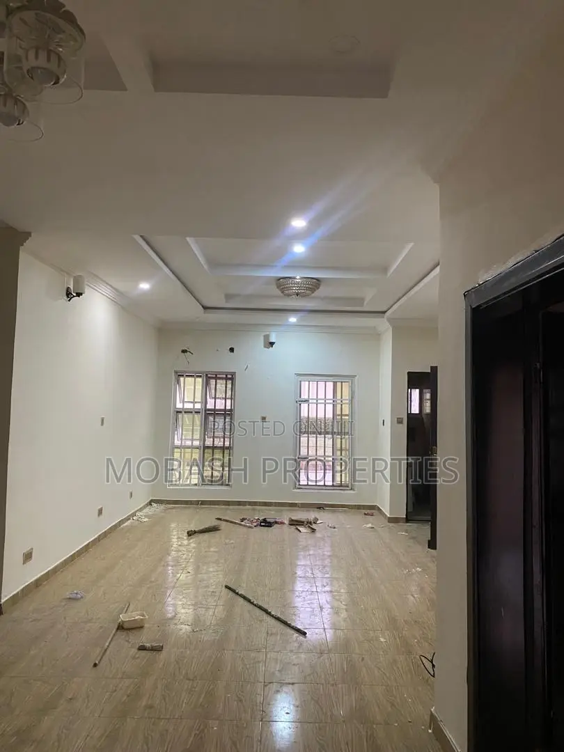 4bdrm Duplex in Kolapo Ishola, Ibadan for rent