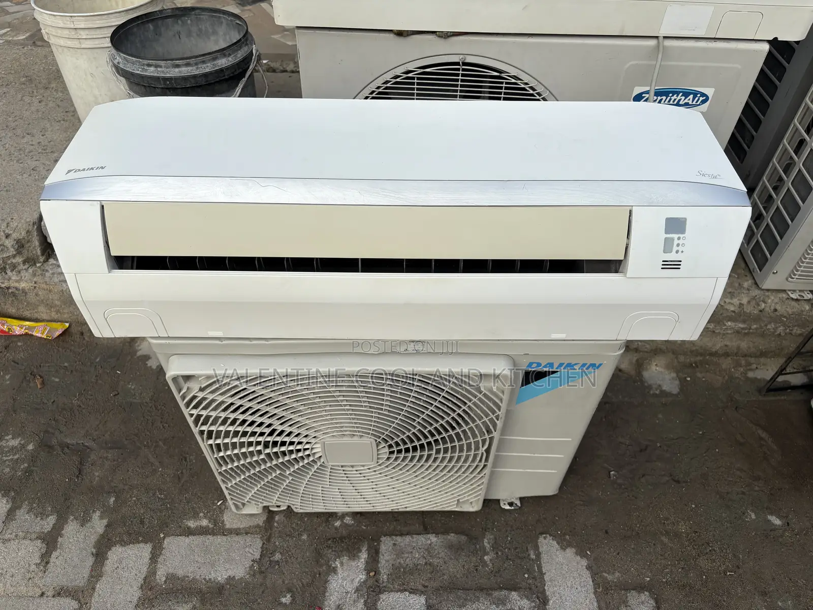 Direct Uk Used 1hp Daikin Siesta Inverter Air Condition