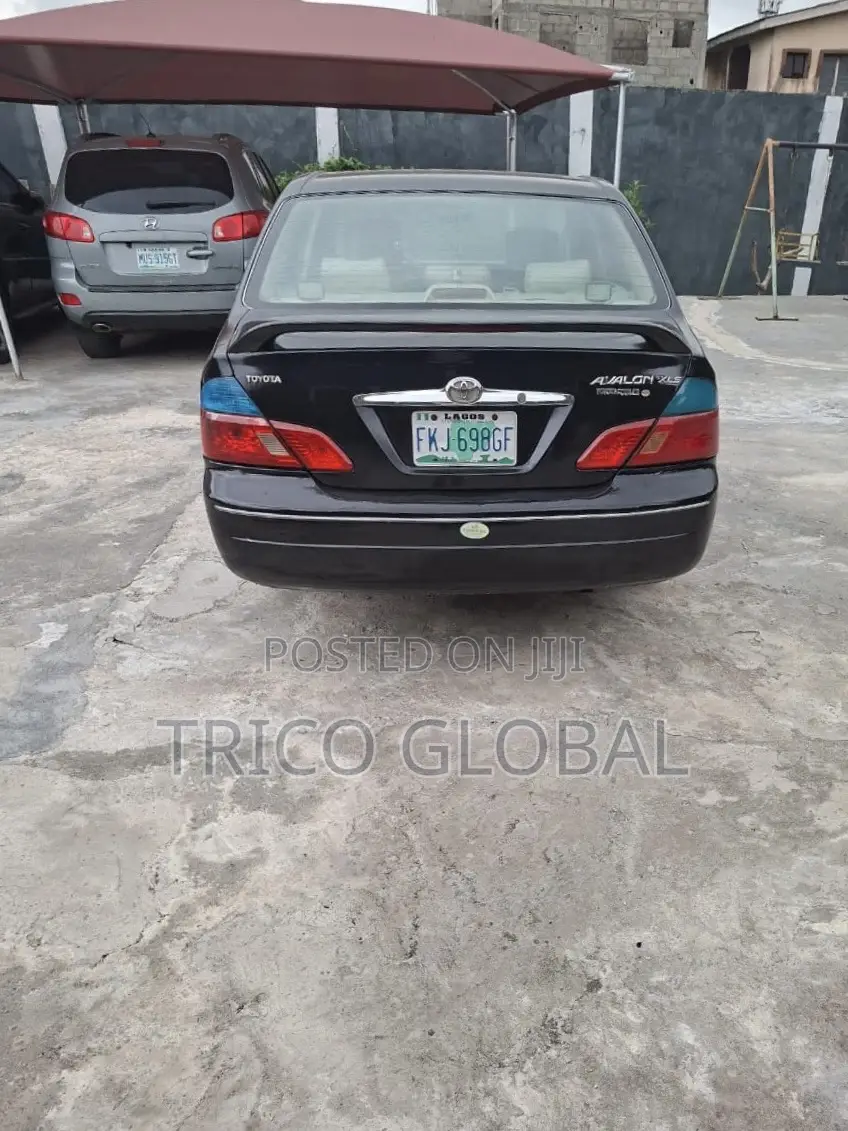 Toyota Avalon XL 2004 Black