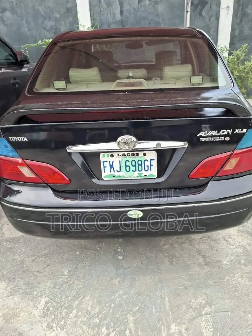 Toyota Avalon XL 2004 Black