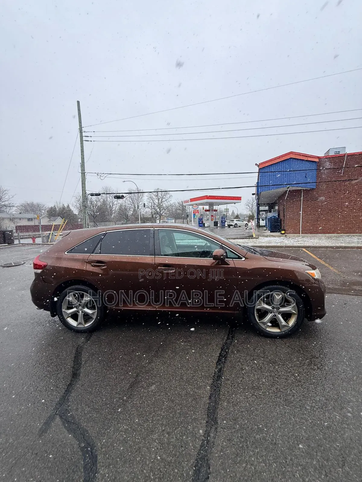 Toyota Venza AWD 2011 Brown