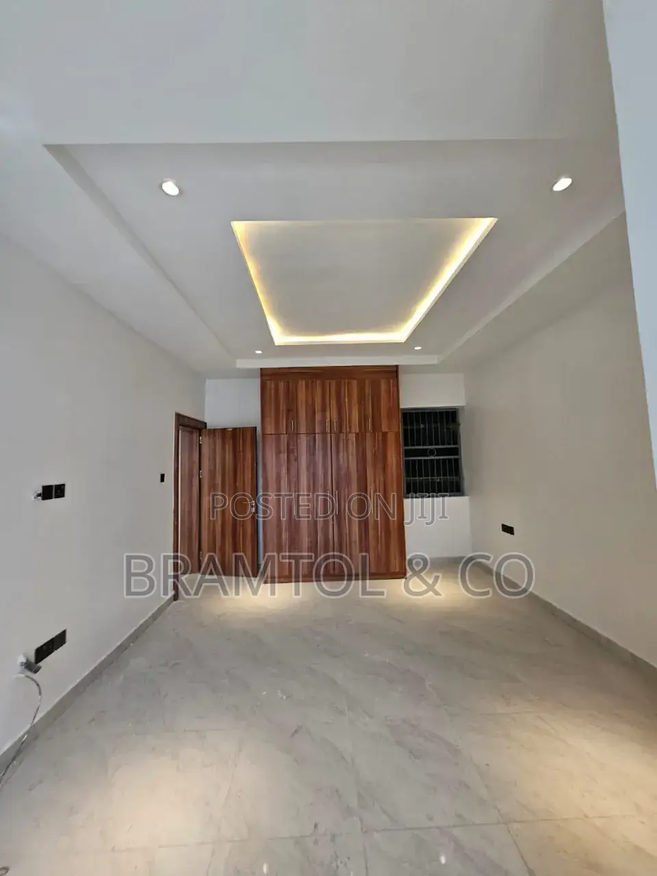 4bdrm Townhouse / Terrace in Guzape District for rent
