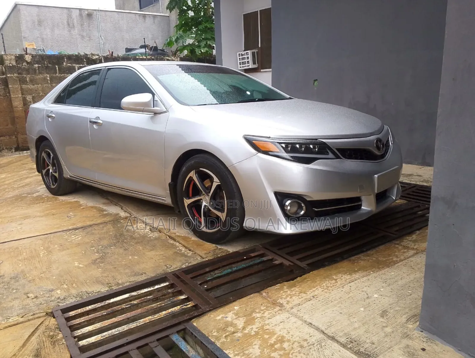 Toyota Camry XLE 4dr Sedan (2.5L 4cyl 6A) 2013 Silver